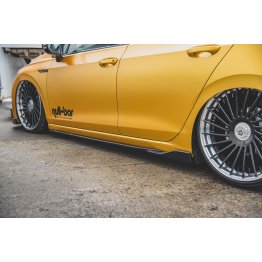 Накладки сплиттеры на пороги Вар2 на VW Golf VIII